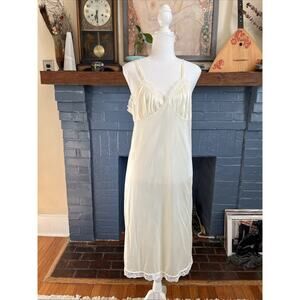 Vintage Deena Lingerie Full Slip Dress Sz 38 Ivory Yellow Floral Lace Trim USA